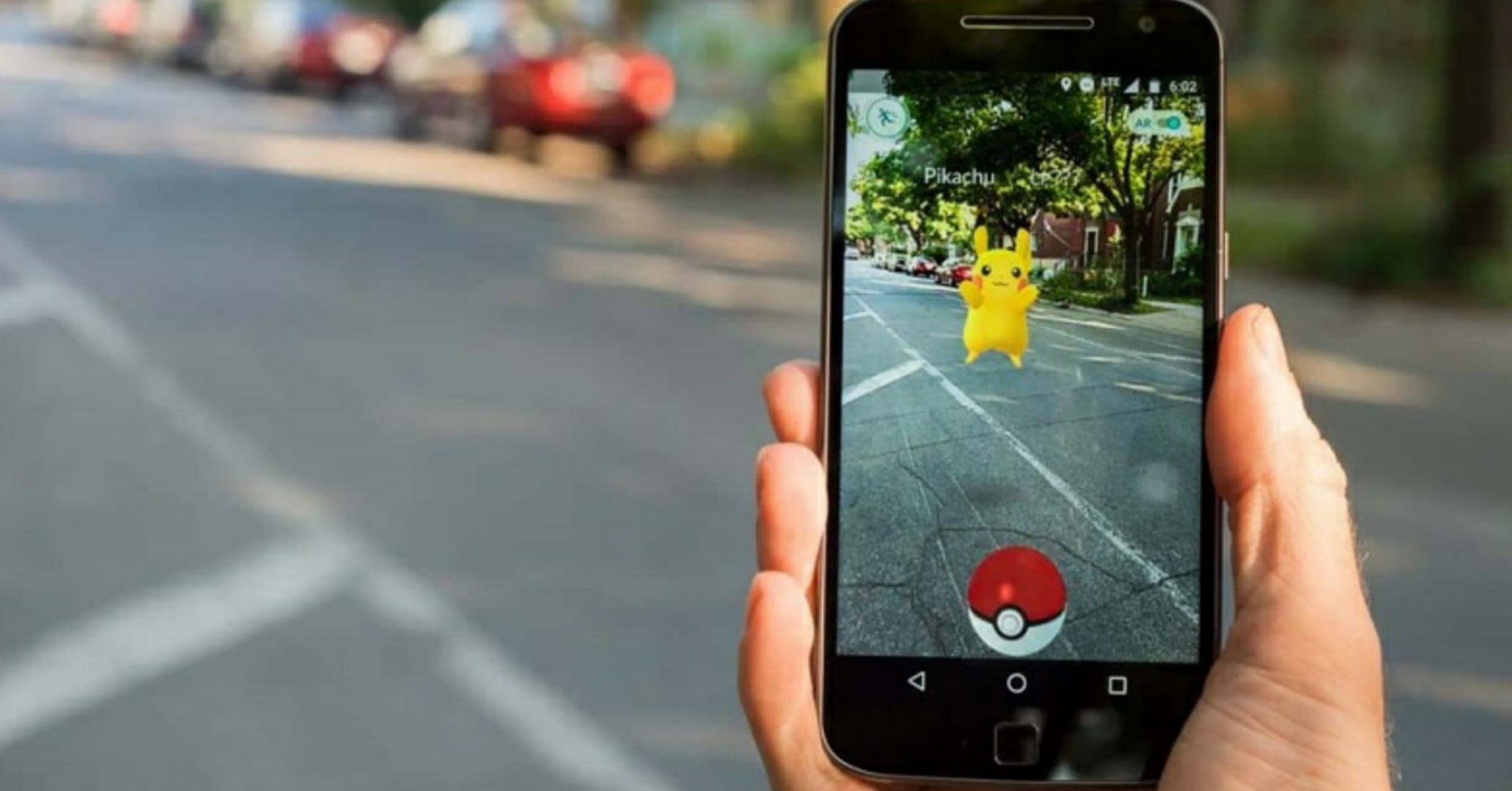 Coronavirus, a caccia di Pokémon per la città: 28enni denunciati