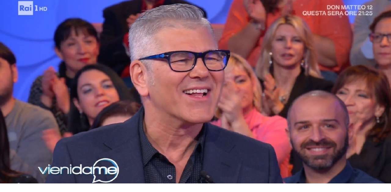 Vieni da me: Michele Zarillo parla della sua vita e della sua carriera a Caterina Balivo