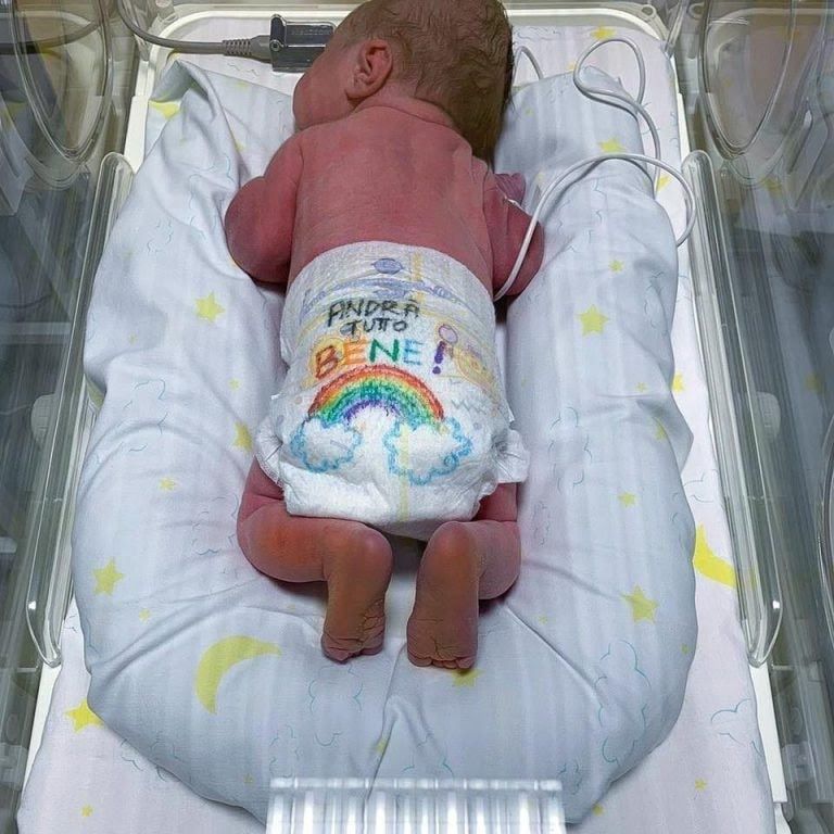 neonato-arcobaleno