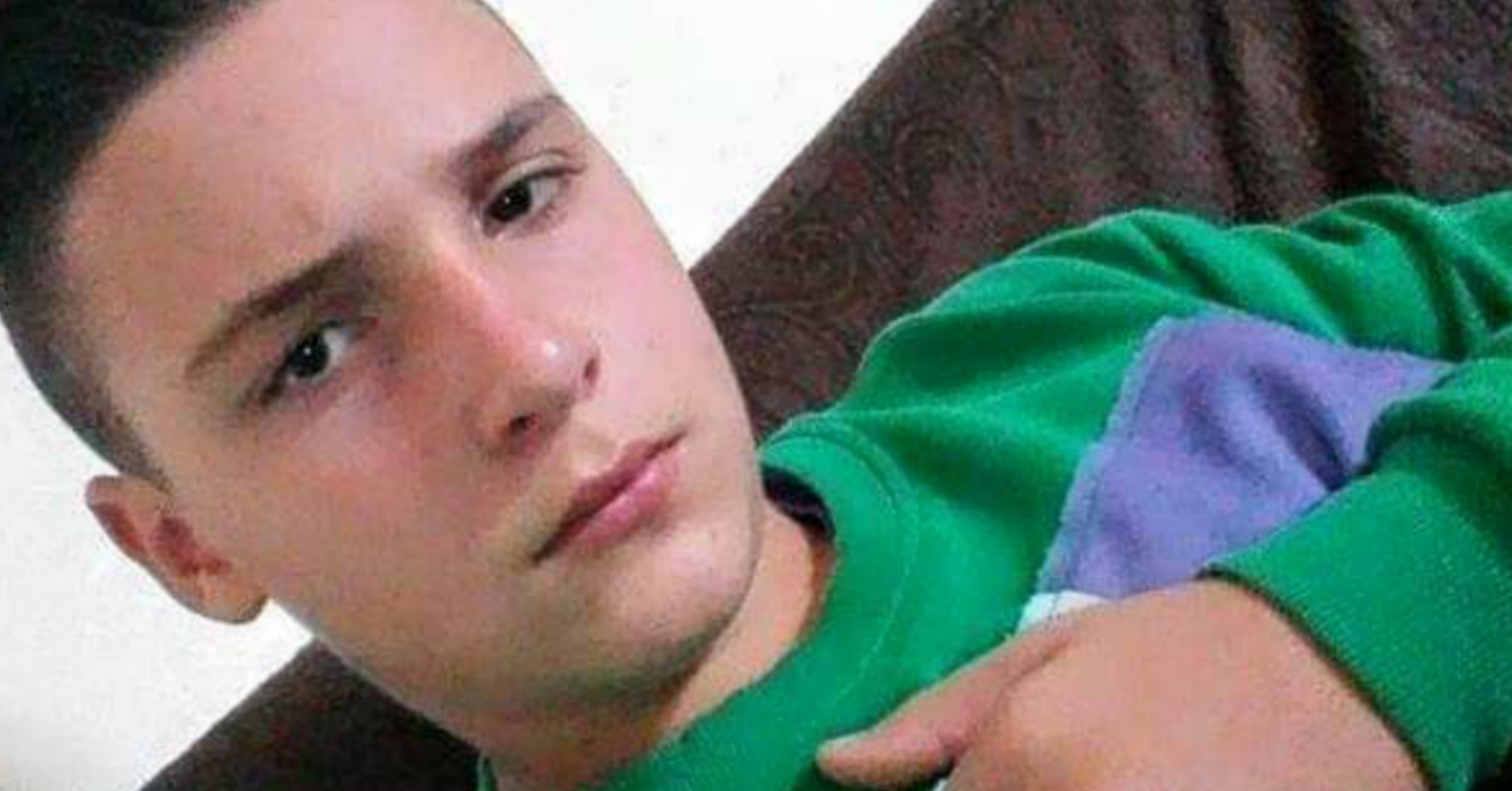 Napoli, 15enne ucciso da carabiniere. Gli amici lo difendono