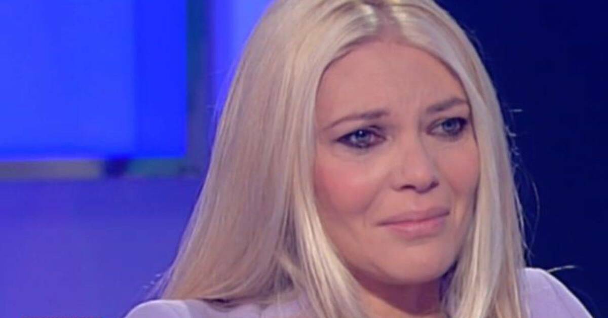 Eleonora Daniele in lacrime a Storie Italiane: “è un capolavoro”