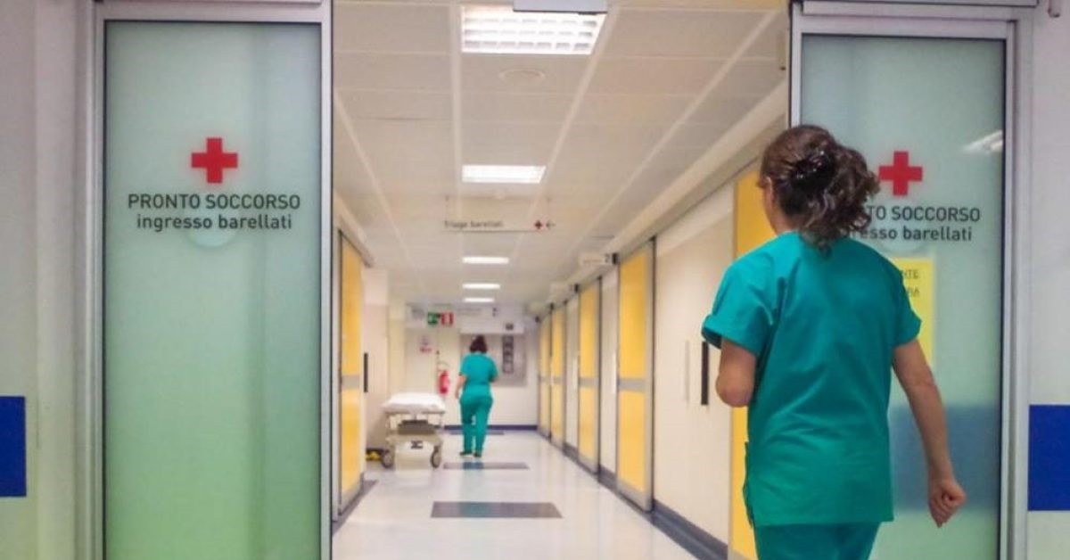 Frosinone, bimbo di 11 anni ustionato mentre gioca in casa