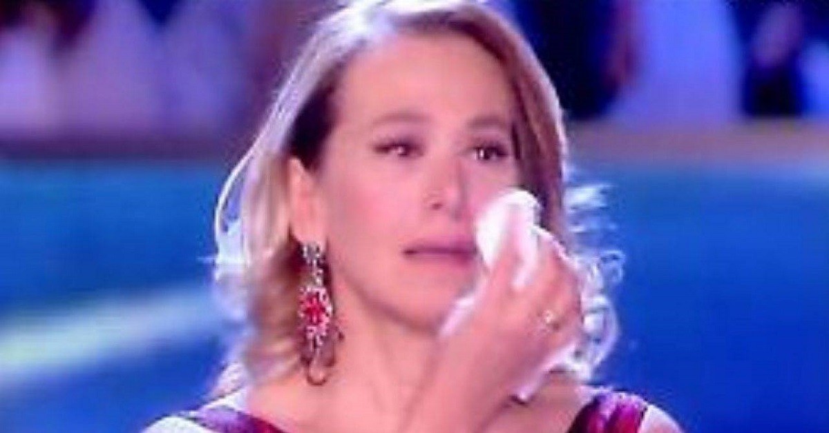 Pomeriggio 5: Barbara D’Urso annuncia la morte di un cameraman della Mediaset