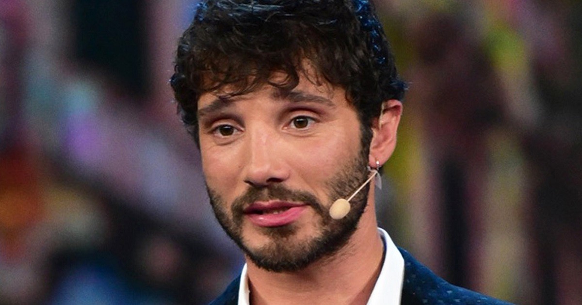 Stefano De Martino lascia Belen Rodriguez a casa per fare Made in Sud