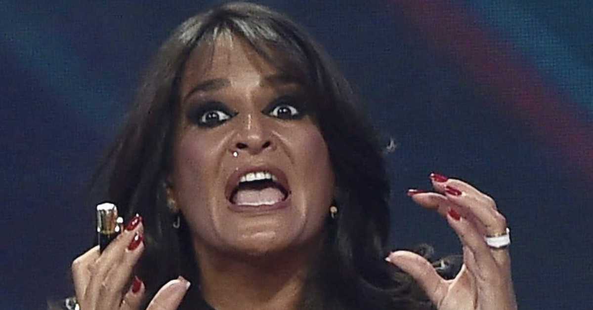 Aida Nizar disperata in tv da Barbara D’Urso: “è una bufala”