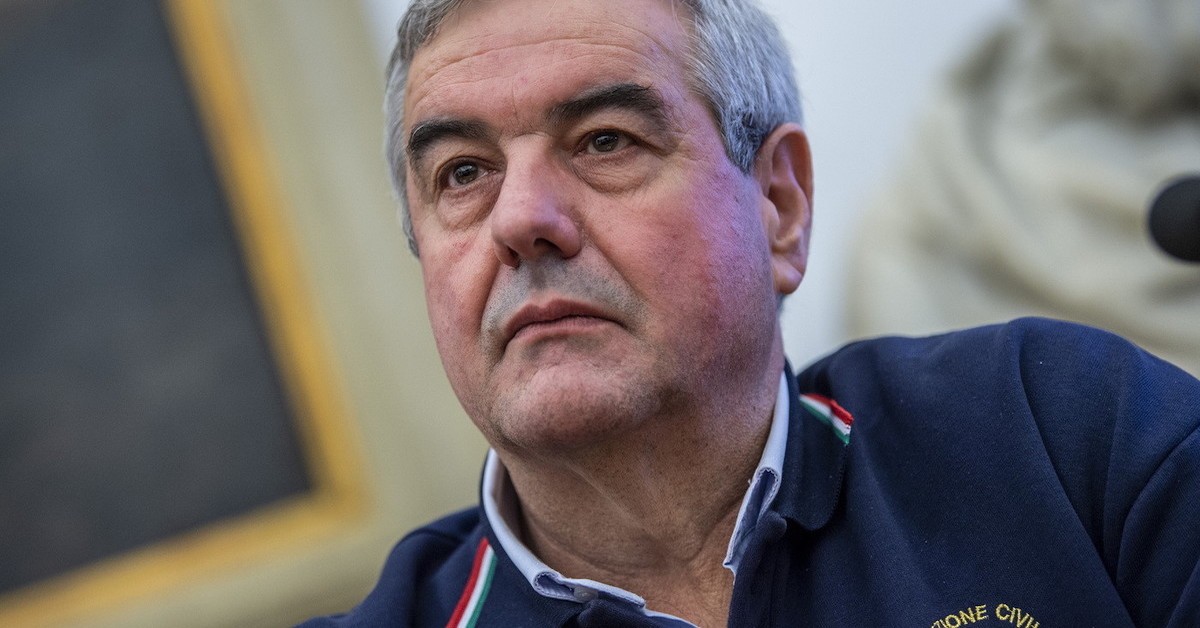 Angelo Borrelli e la previsione: “credo staremo a casa anche il 1 maggio”