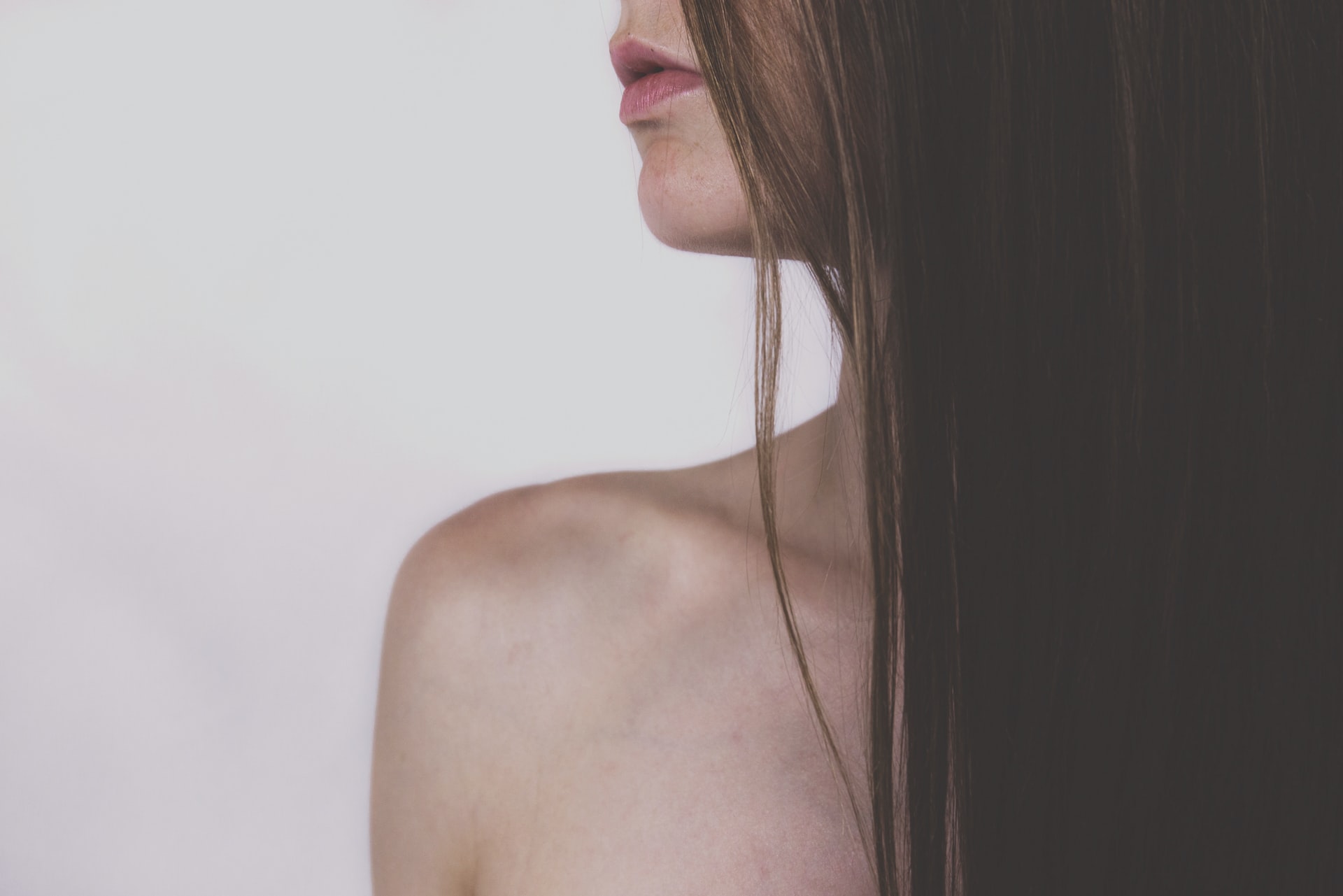 Cristalli liquidi per capelli, cosa sono e quando bisogna usarli