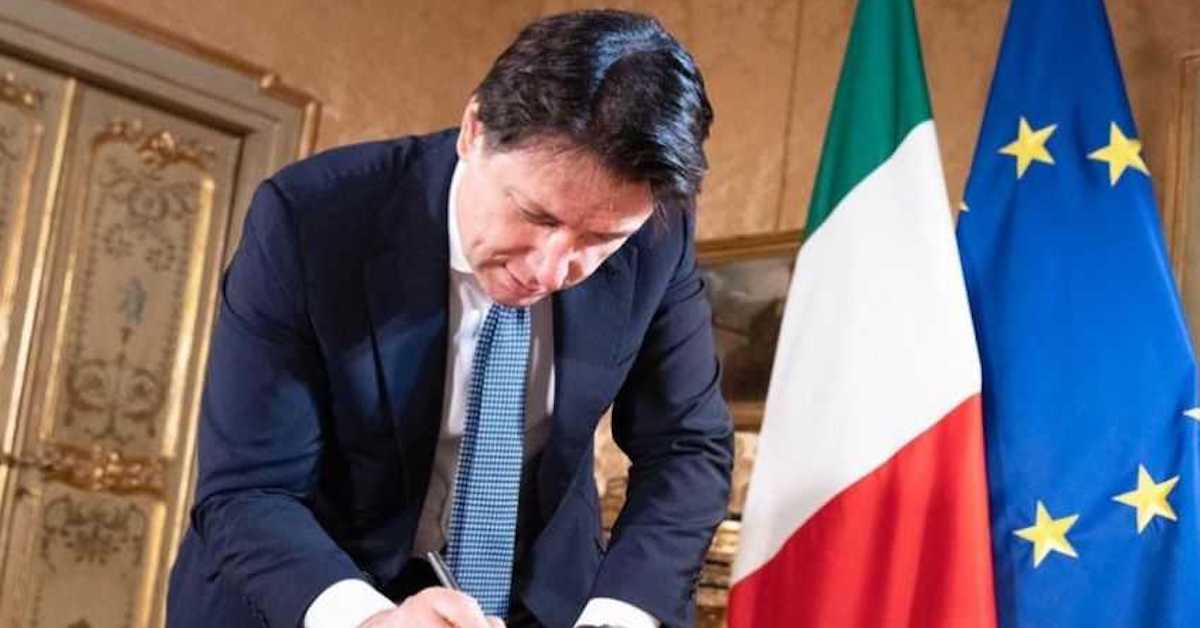 Giuseppe Conte in diretta da Milano: “non siamo pronti per la normalità”