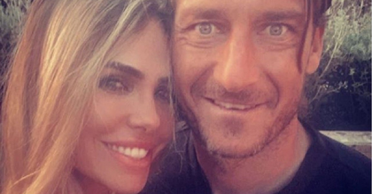 Ilary Blasi festeggia il compleanno, ecco il regalo di Francesco Totti