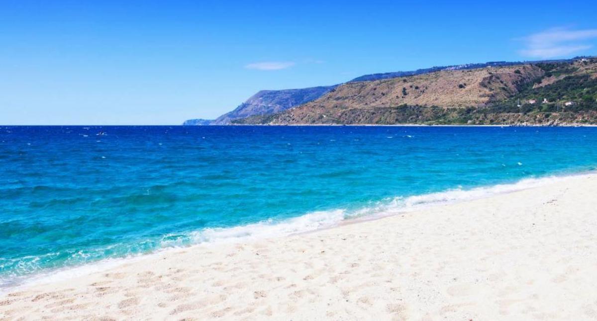 Quest’estate si potrà andare al mare? parola all’esperto Luigi Lo Palco