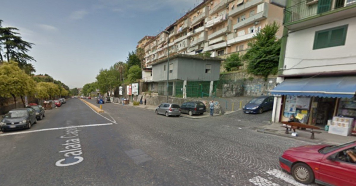 Napoli, agente di polizia perde la vita durante una rapina