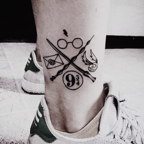 Simboli Harry Potter tatuati