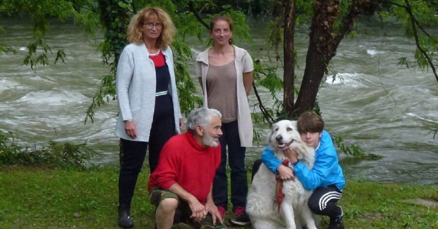 Maxence Douzille salva un cane