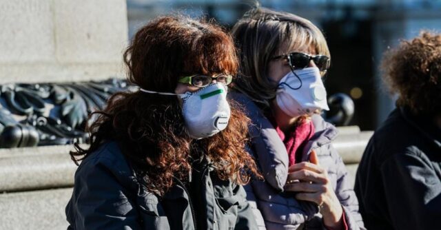 La mascherina d'estate può creare problemi di salute?