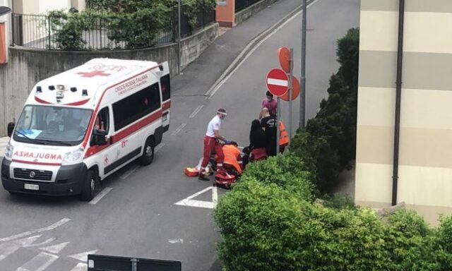 Lecco bambino aggredito da un cane