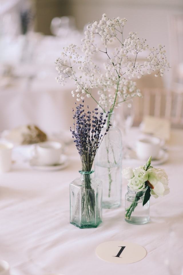 Segnaposto matrimoni con fiori