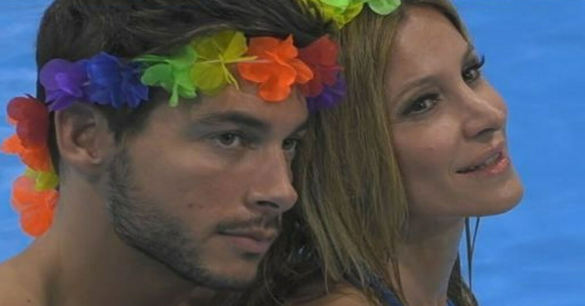 Andrea Denver confessa: “Adriana Volpe è la mia donna ideale”