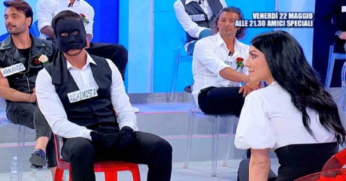 Uomini e Donne, l’Alchimista fa un’intervista e rivela dei particolari