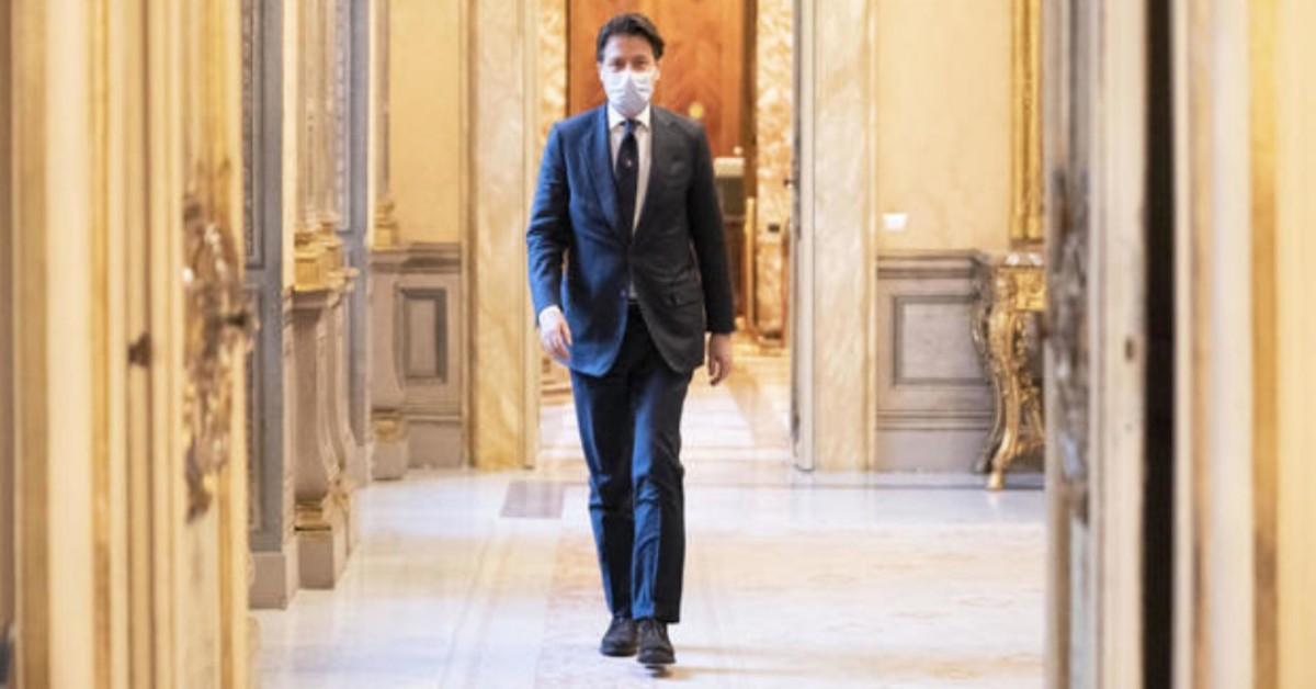 Decreto Rilancio, novità dal 18 maggio: si agli incontri con gli amici e stop all’autocertificazione