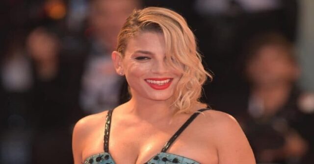 Emma Marrone contro il papa. "Meglio se sto zitta"