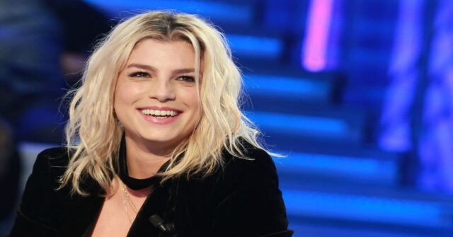 Emma Marrone contro il papa. "Meglio se sto zitta"