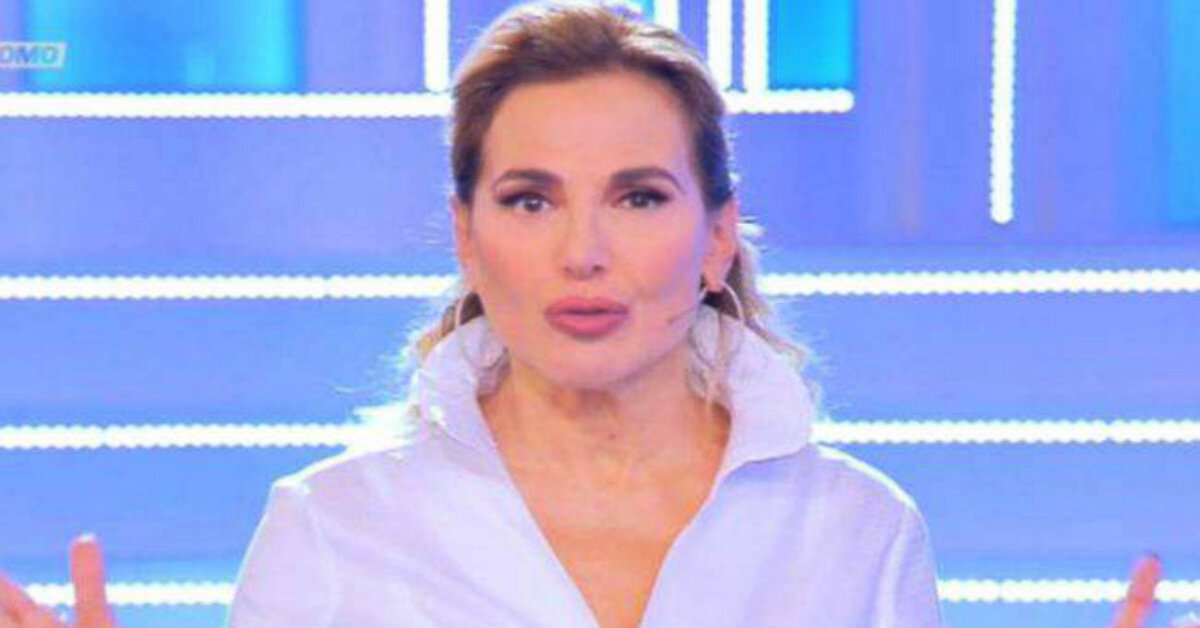 Barbara D’Urso: Pomeriggio 5 sostituito, la decisione Mediaset