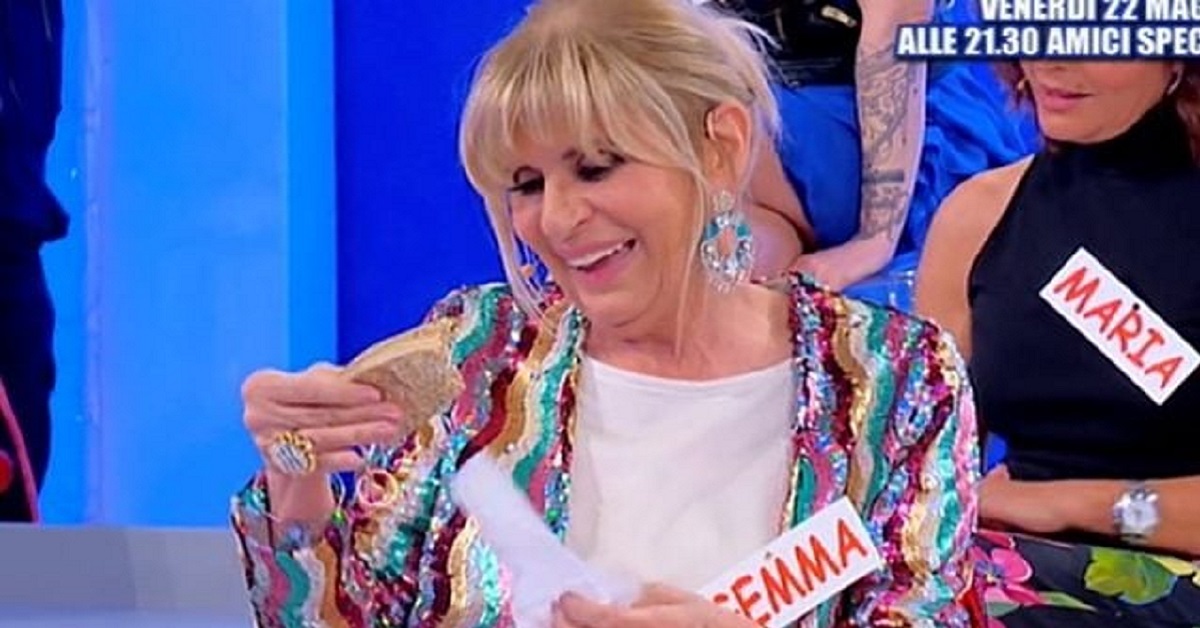 Uomini e Donne, Gemma Galgani riceve un regalo inaspettato