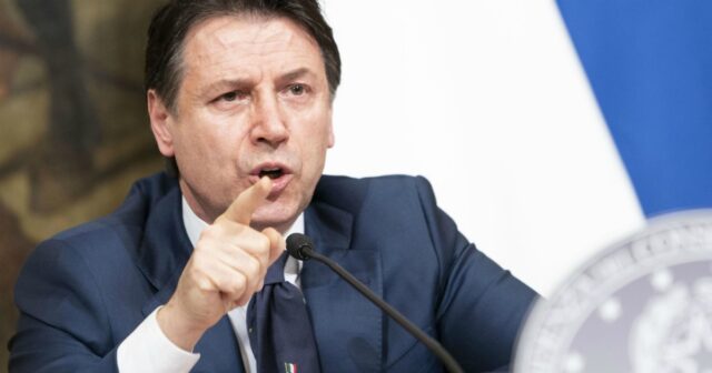 Vacanze estive: l'intervista del 10 maggio a Giuseppe Conte