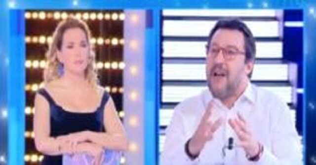 Live Non è la D'Urso Matteo Salvini si esprime sulla fase 2