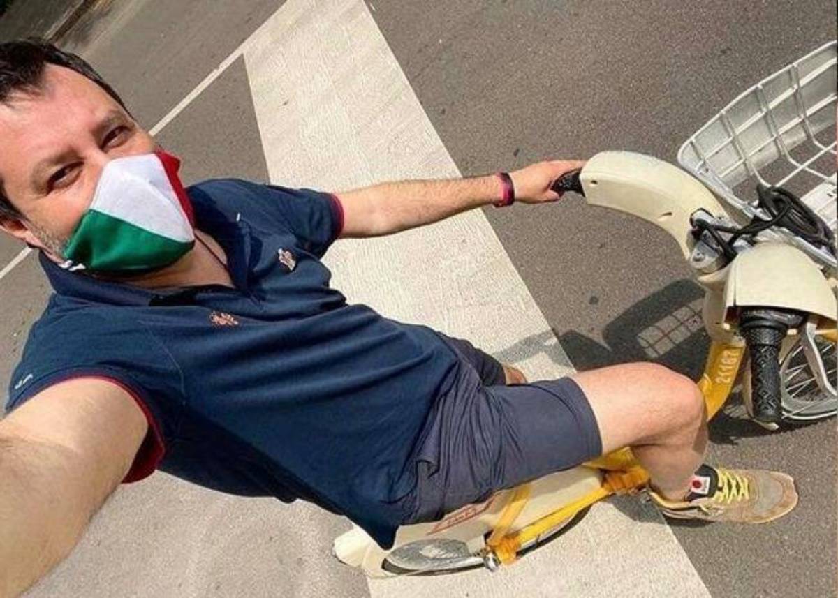 Matteo Salvini in bici