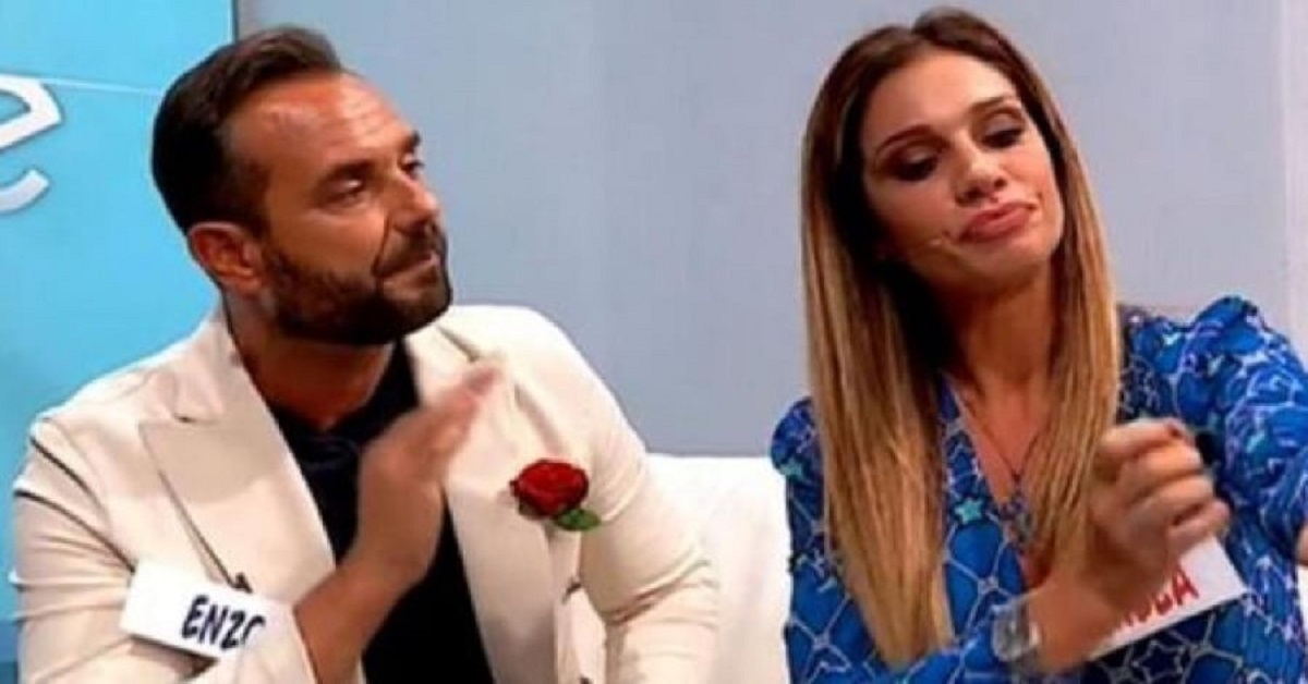 Uomini e Donne, Pamela Barretta e Enzo Capo storia finita