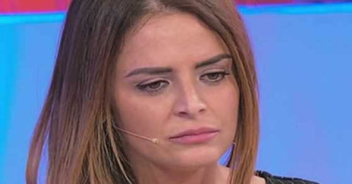Uomini e Donne, Roberta Di Padua si guarda dentro e ammette le sue colpe