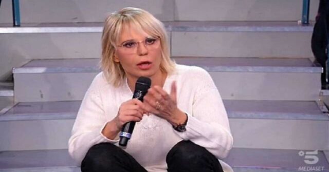 Tina Cipollari: "Che faccio qui perdo tempo"