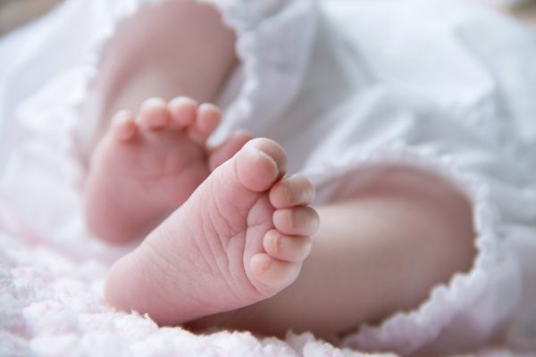 Città Sant'Angelo morta neonata disposta autopsia