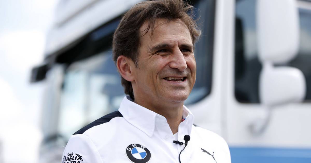 Alex Zanardi, incidente in bici: come sta