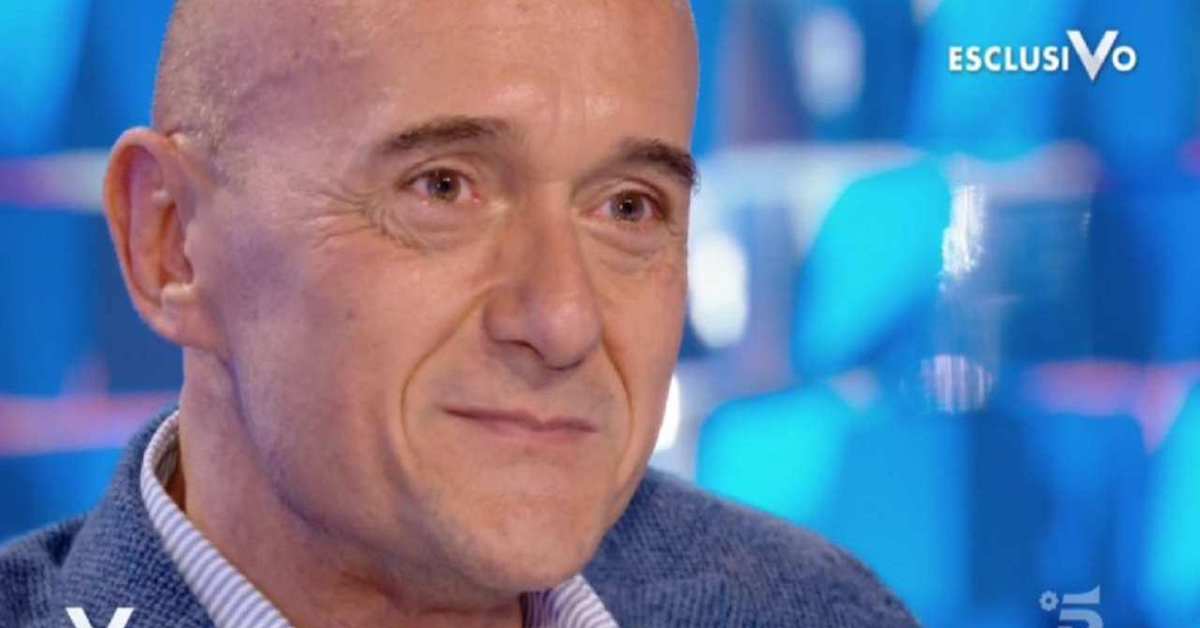 Alfonso Signorini confessa un triste episodio sulla mamma “brutto momento”