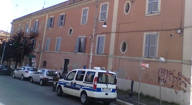 Precipitato un cagnolino