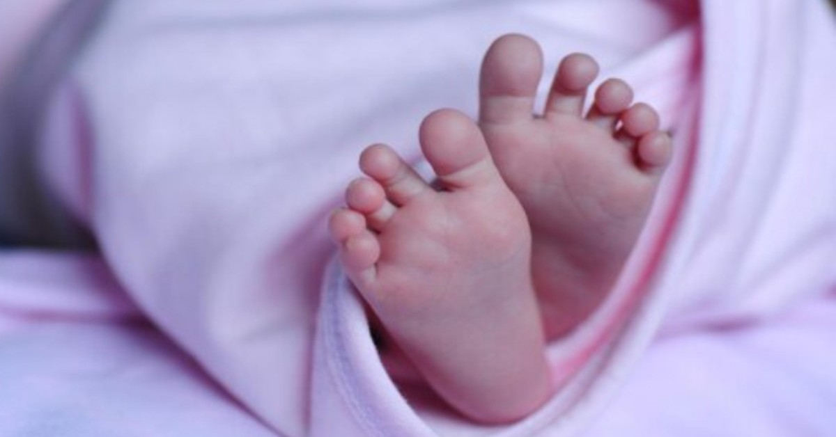 Ferrara, bambina di 2 mesi trovata morta nella culla