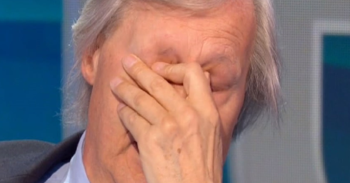 ‘Io e Te’, Vittorio Sgarbi provato e abbattuto scoppia in lacrime