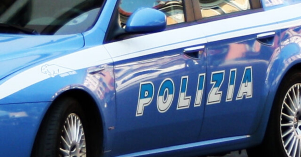 Lecco, mamma denunciata: ha lasciato 4 figli da soli a casa per andare ad una festa