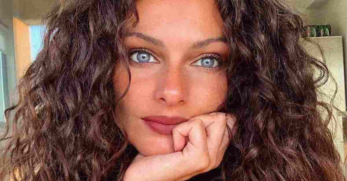 Paola Turani sulla maternità: “basta chiedermi quando farò un figlio”