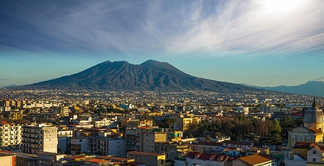 Vista dall'alto di Napoli