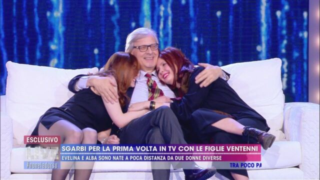 Vittorio sgarbi con le figlie