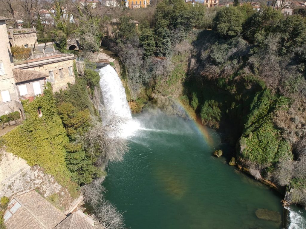 Cascata di Isola del Liri, il posto magico del Lazio da non perdere