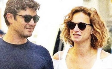 Riccardo Scamarcio e Angharad Wood