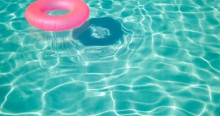 Incidente in piscina
