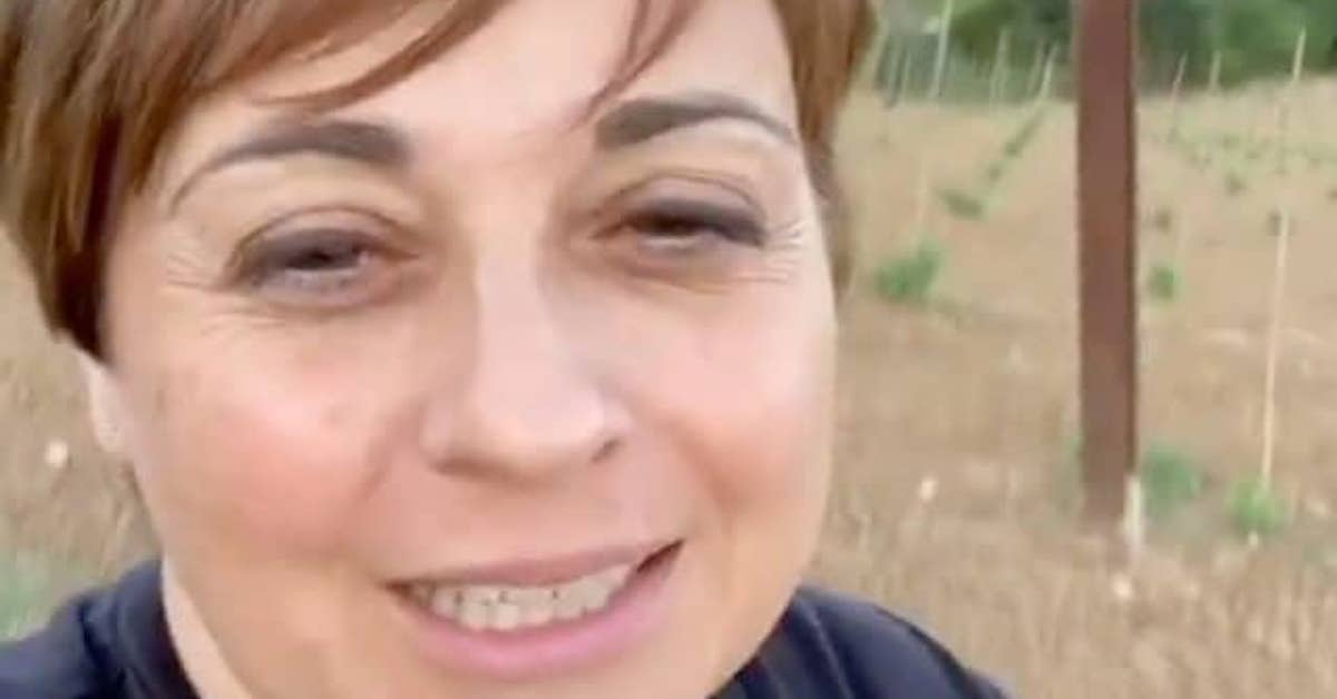 Benedetta Rossi lascia i social: “Sono nauseata da me stessa, ho bisogno di una pausa”