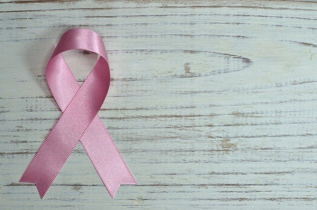 Fiocco rosa per la prevenzione