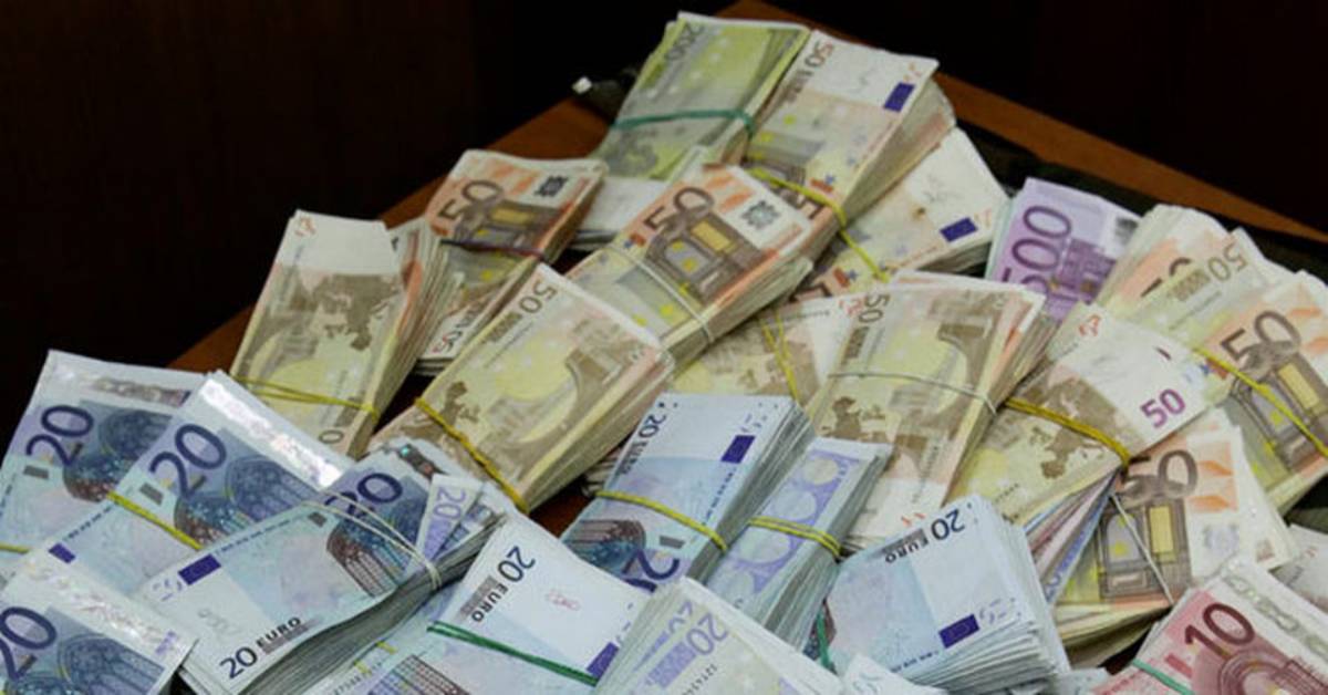 Cassino, pensionato pensa di aver vinto 500 euro al Gratta e Vinci “Miliardario”: erano 500 mila euro