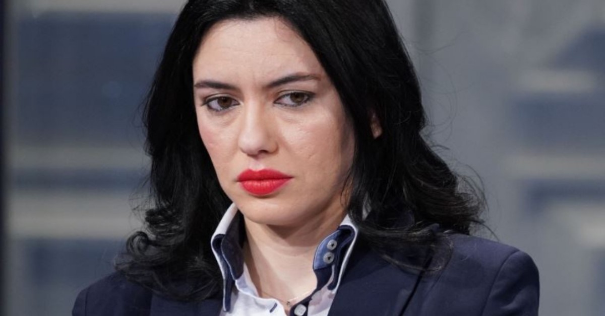 Lucia Azzolina sulla ripartenza della scuola: “si dovrà misurare la temperatura a casa”